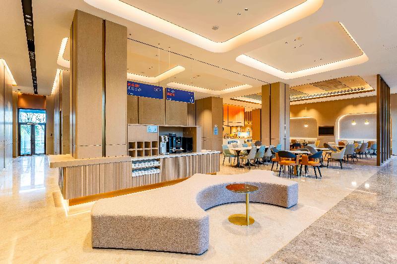 Holiday Inn Express Haiyan image