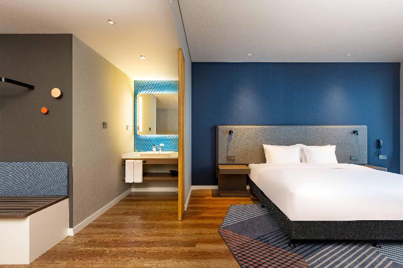 Holiday Inn Express Haiyan image