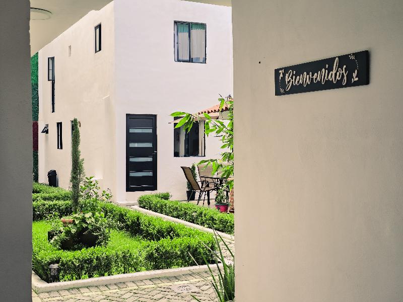 Hotel Bungalows Casa Blanca image