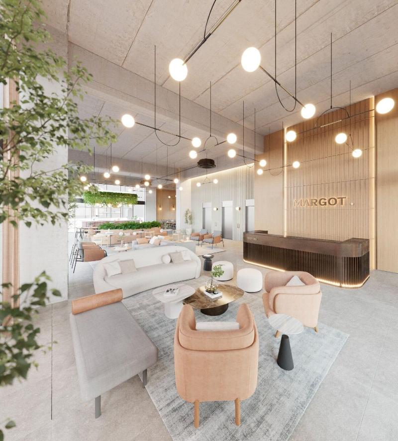 Lobby & Reception
