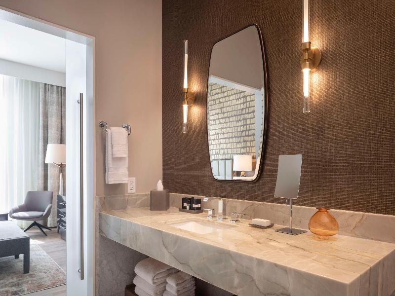Caesars Republic Scottsdale, a Hilton Hotel image