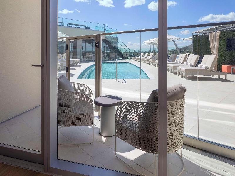 Caesars Republic Scottsdale, a Hilton Hotel image