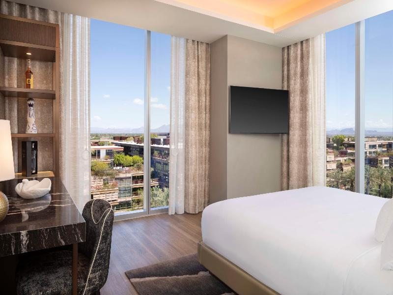 Caesars Republic Scottsdale, a Hilton Hotel image