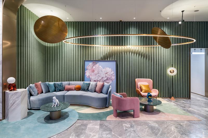 Lobby & Reception