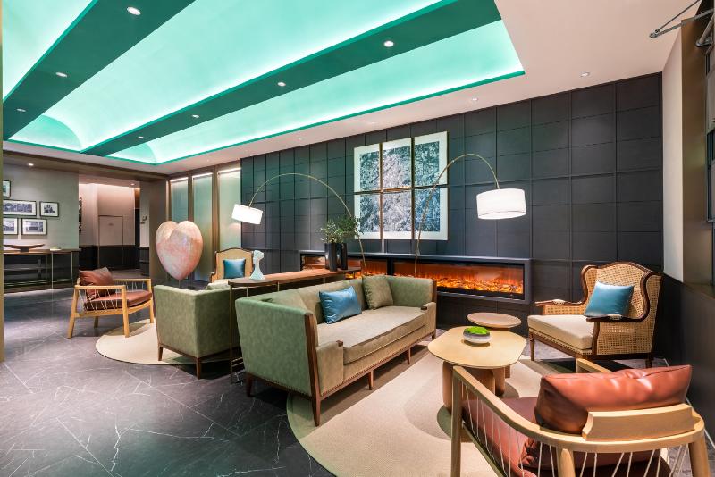 Lobby & Reception