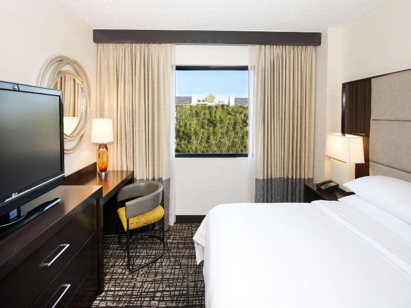 Embassy Suites Las Vegas image