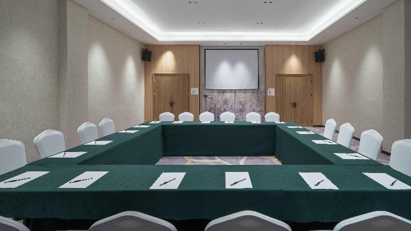 Holiday Inn Express Huangshi Cihu Lake image