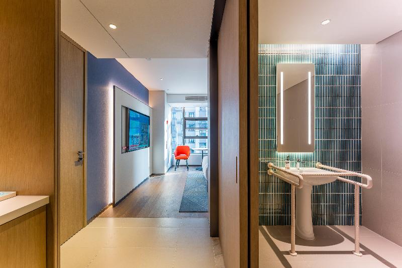 Holiday Inn Express Heze City Center image