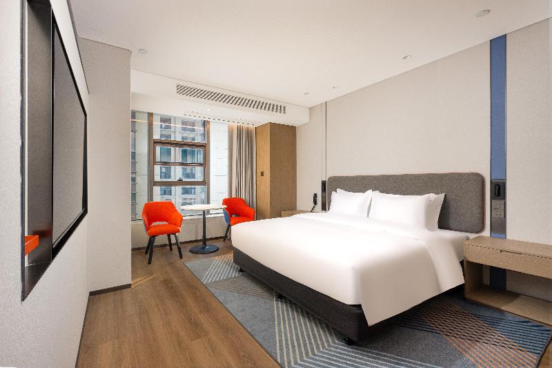 Holiday Inn Express Heze City Center image