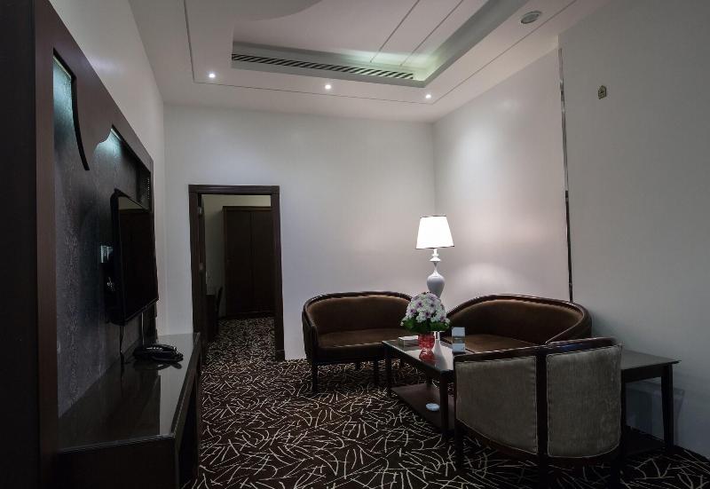 Rest Night Hotel Apartment- Alhamra image