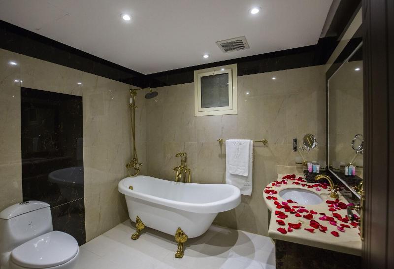 Rest Night Hotel Apartment- Alhamra image