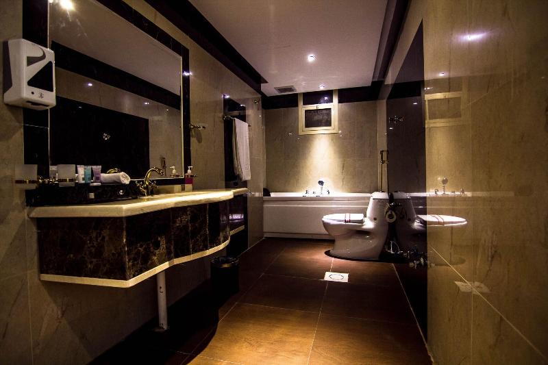 Rest Night Hotel Apartment- Alhamra image