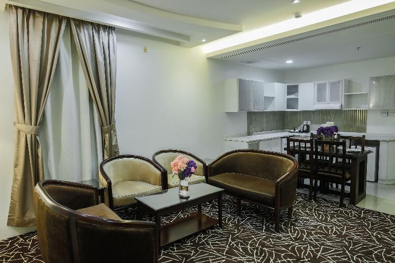 Rest Night Hotel Apartment- Alhamra image