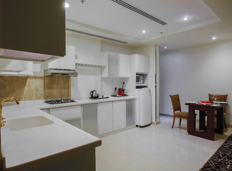 Rest Night Hotel Apartment- Alhamra image