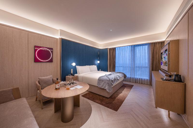 Orange Crystal Hotel Suzhou East Railway Station image