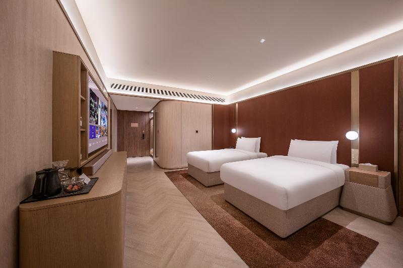 Orange Crystal Hotel Suzhou East Railway Station image