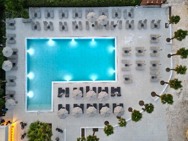 Nobilis Hotel image