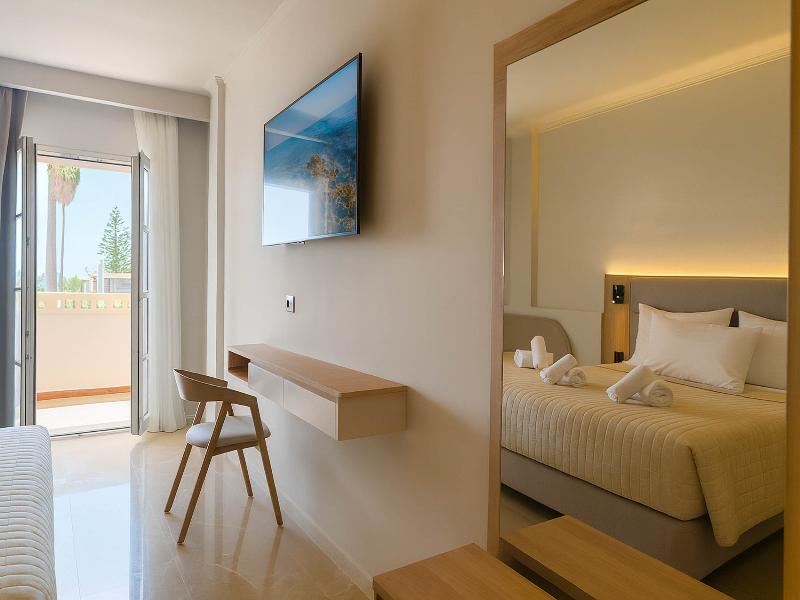 Nobilis Hotel image