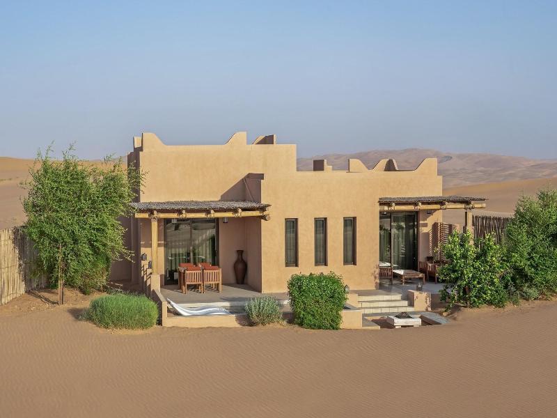 Bab Al Nojoum Bateen Liwa