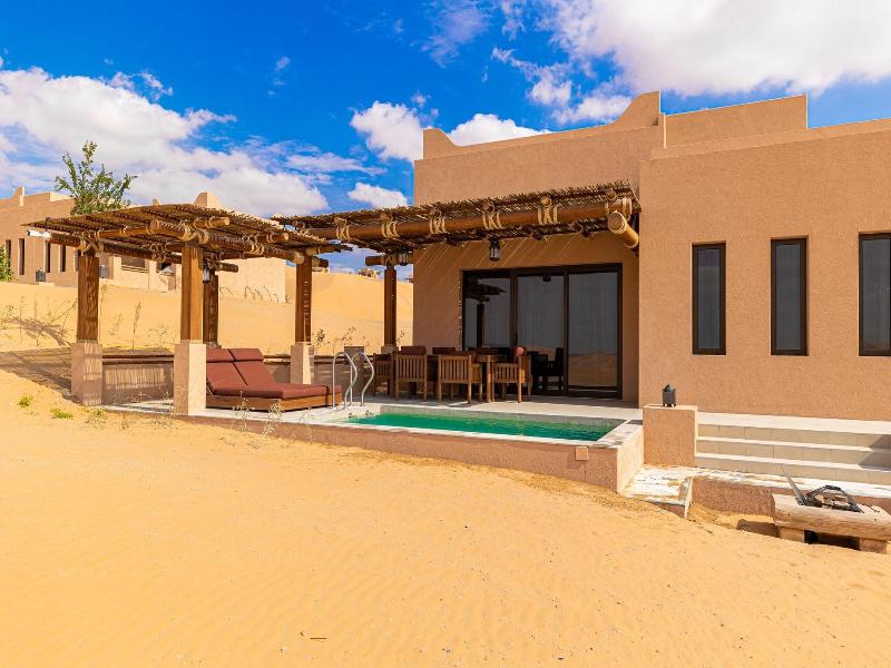 Bab Al Nojoum Bateen Liwa — view