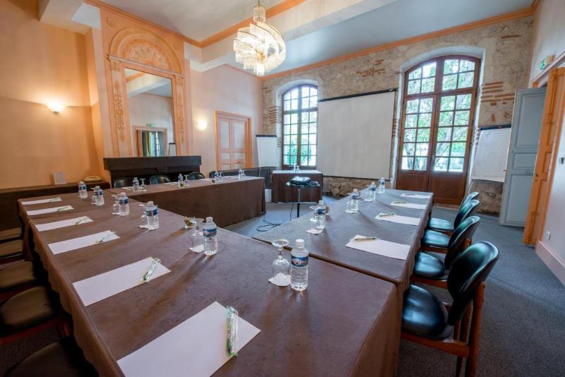 Logis Hotel Le Prince Noir image