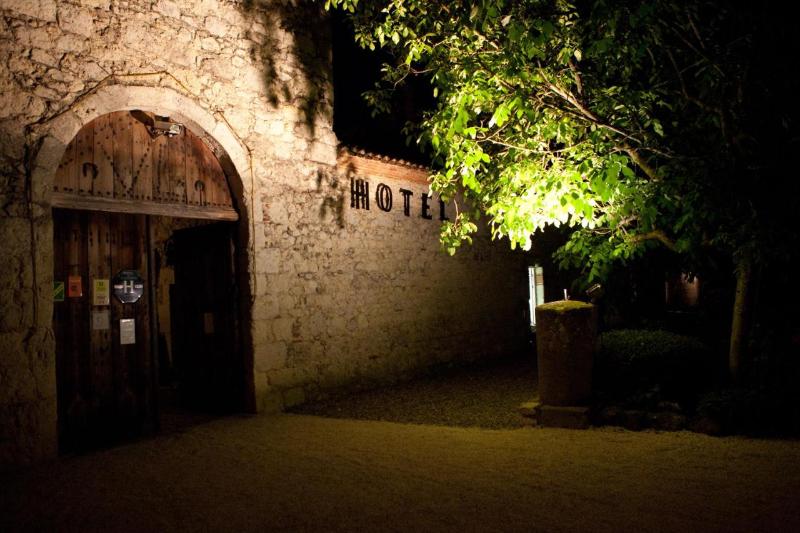 Logis Hotel Le Prince Noir image