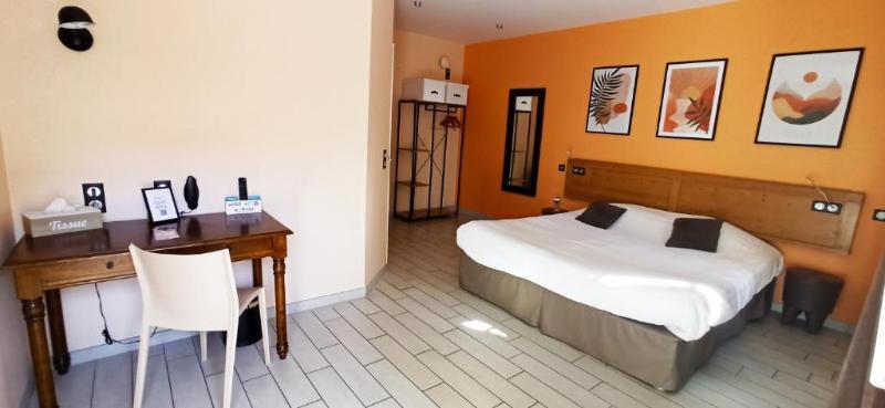 Logis Hotel Le Prince Noir image