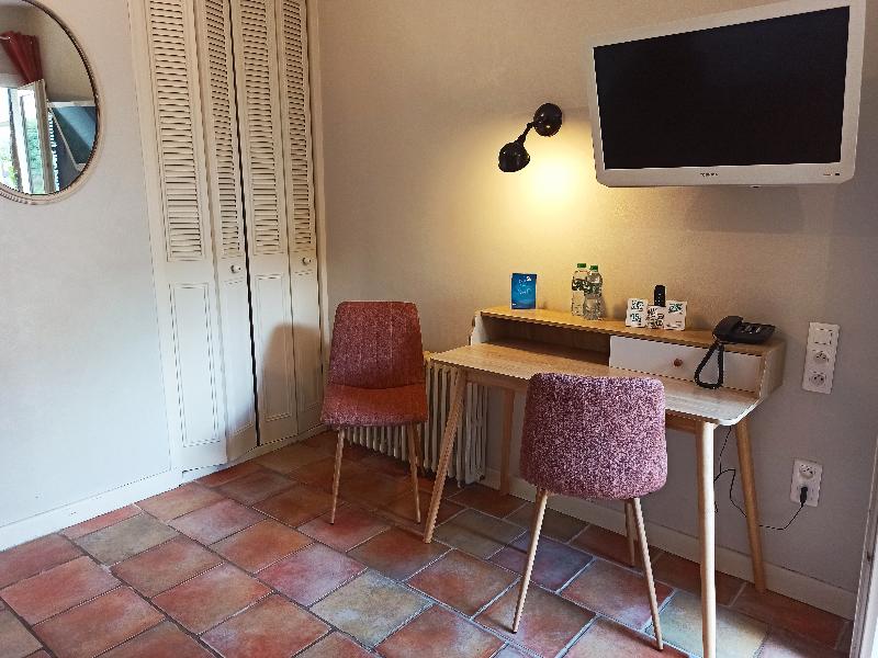 Logis Hotel Le Prince Noir image