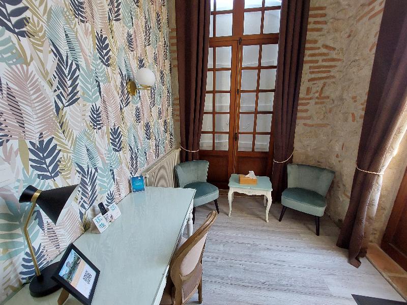 Logis Hotel Le Prince Noir image