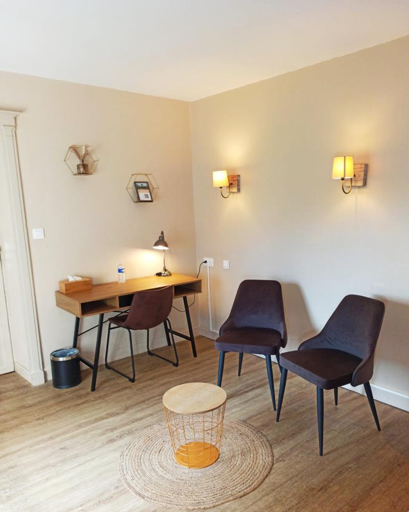 Logis Hotel Le Prince Noir image