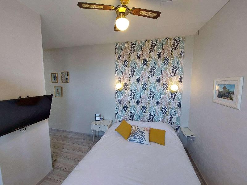 Logis Hotel Le Prince Noir image