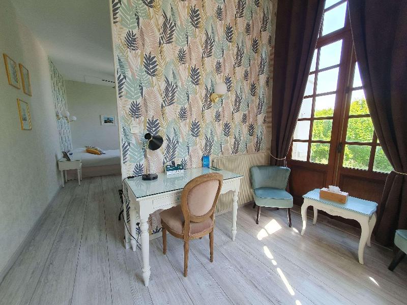 Logis Hotel Le Prince Noir image