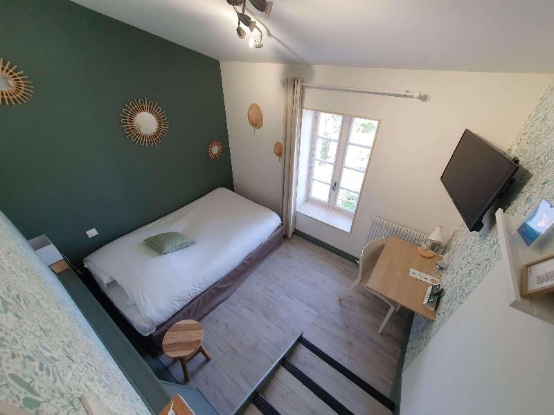 Logis Hotel Le Prince Noir image