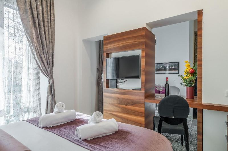 Starlight Luxury Suites image