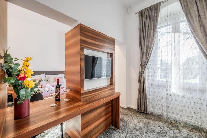 Starlight Luxury Suites image