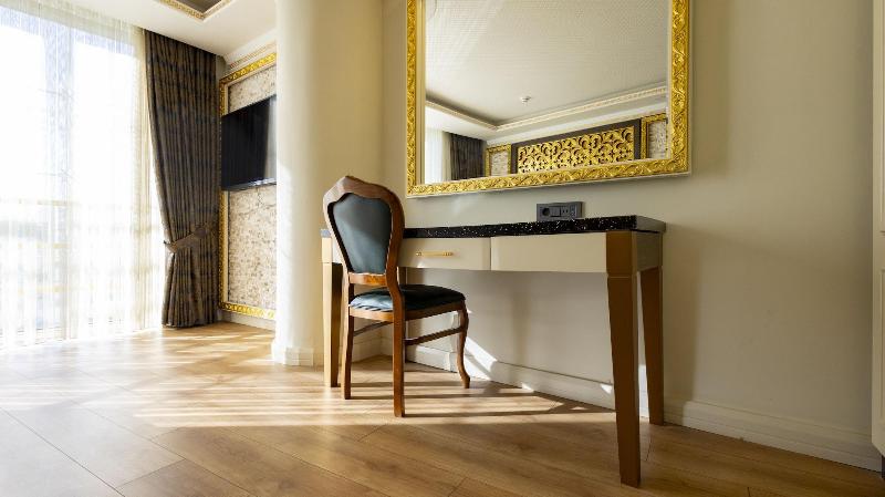 Can Adalya Palace Hotel image