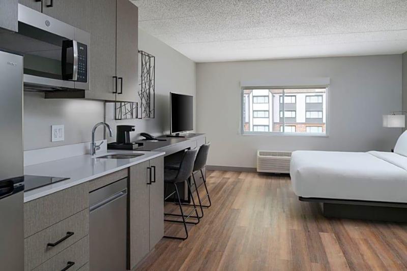 Towneplace Suites By Marriott Framingham image