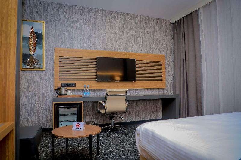 Best Western Premier DJ Hotel image