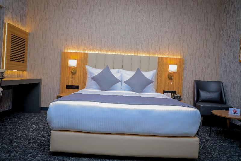 Best Western Premier DJ Hotel image