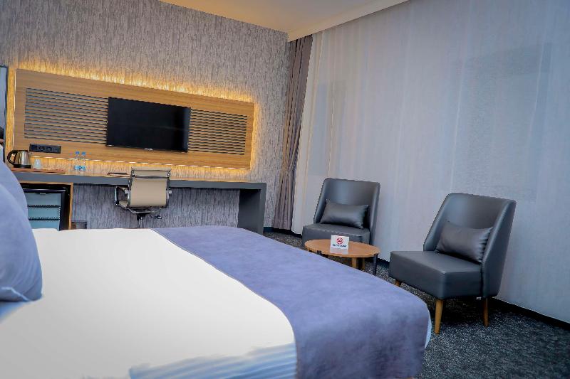 Best Western Premier DJ Hotel image