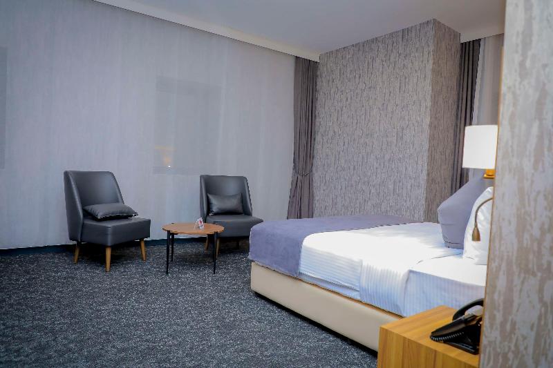 Best Western Premier DJ Hotel image