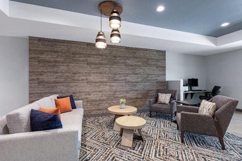 Candlewood Suites Mcpherson image