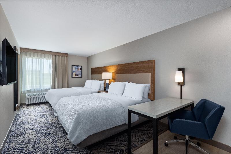 Candlewood Suites Mcpherson image