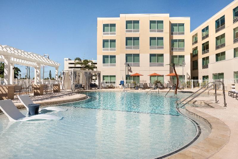 Holiday Inn Express Cape Canaveral image