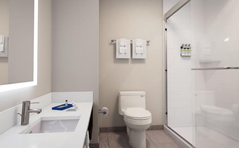 Holiday Inn Express Cape Canaveral image