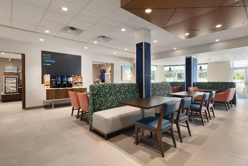 Holiday Inn Express Cape Canaveral image