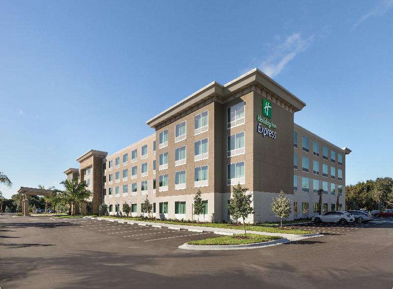 Holiday Inn Express Cape Canaveral image