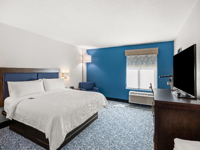 Holiday Inn Express Asheville Woodfin image
