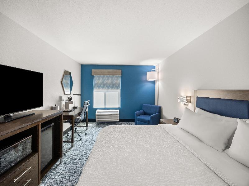 Holiday Inn Express Asheville Woodfin image