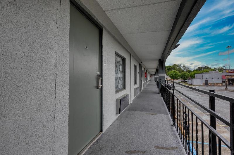 River City Hotel image